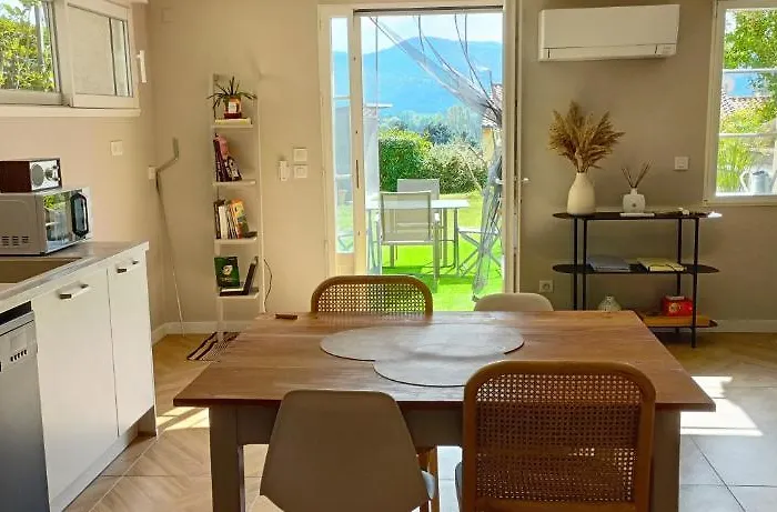 Апартаменты Le Jardin De Nigelle , Bas De En Provence Mallemoisson