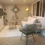 Appartement Le Jardin De Nigelle , Bas De En Provence *