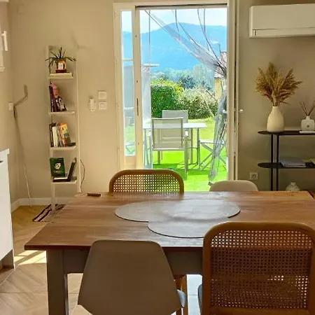 Appartement Le Jardin De Nigelle , Bas De En Provence Mallemoisson